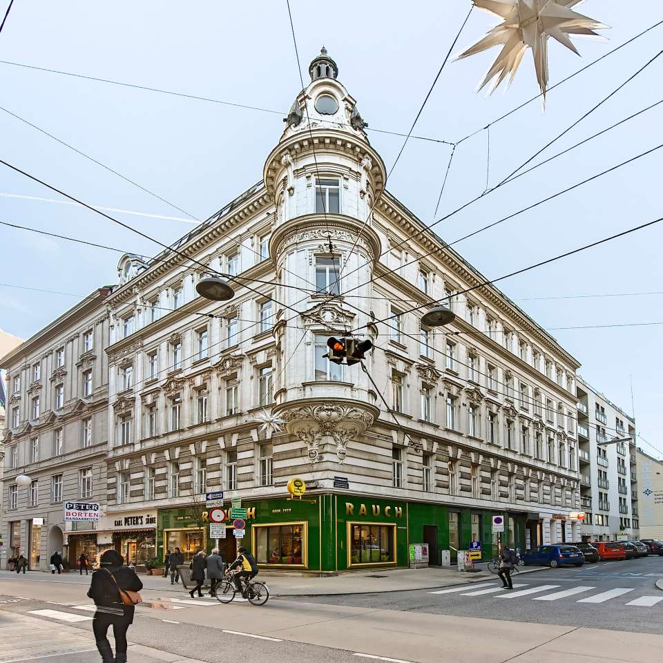 Usage: Residential,Area: 1395m²,Country: Austria Usage: Residential,Area: 1395m²,Country: Austria