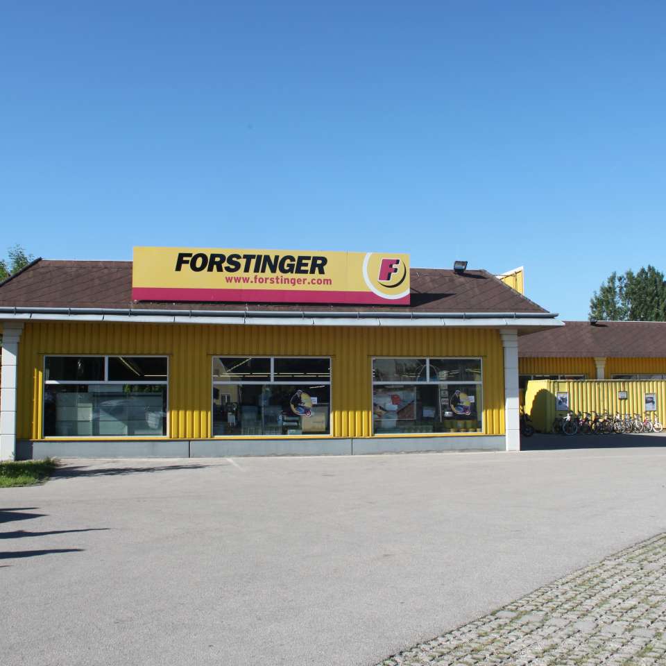 Usage: Commercial,Area: 773m²,Country: Austria Usage: Commercial,Area: 773m²,Country: Austria