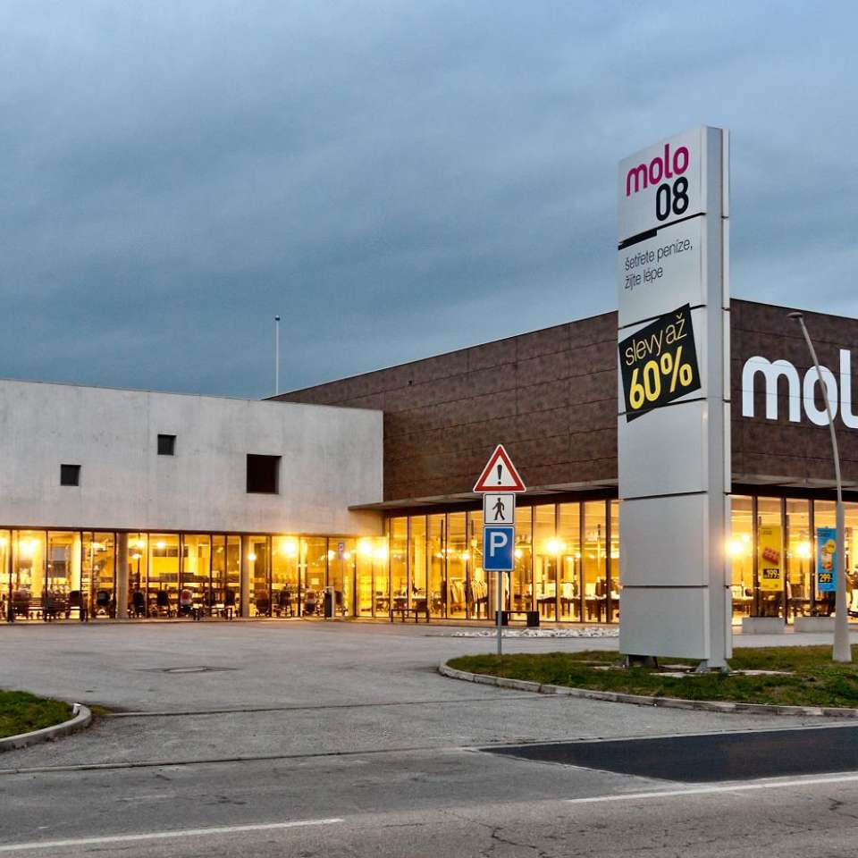 Usage: Commercial,Area: 3554m²,Country: Czech Republic Usage: Commercial,Area: 3554m²,Country: Czech Republic