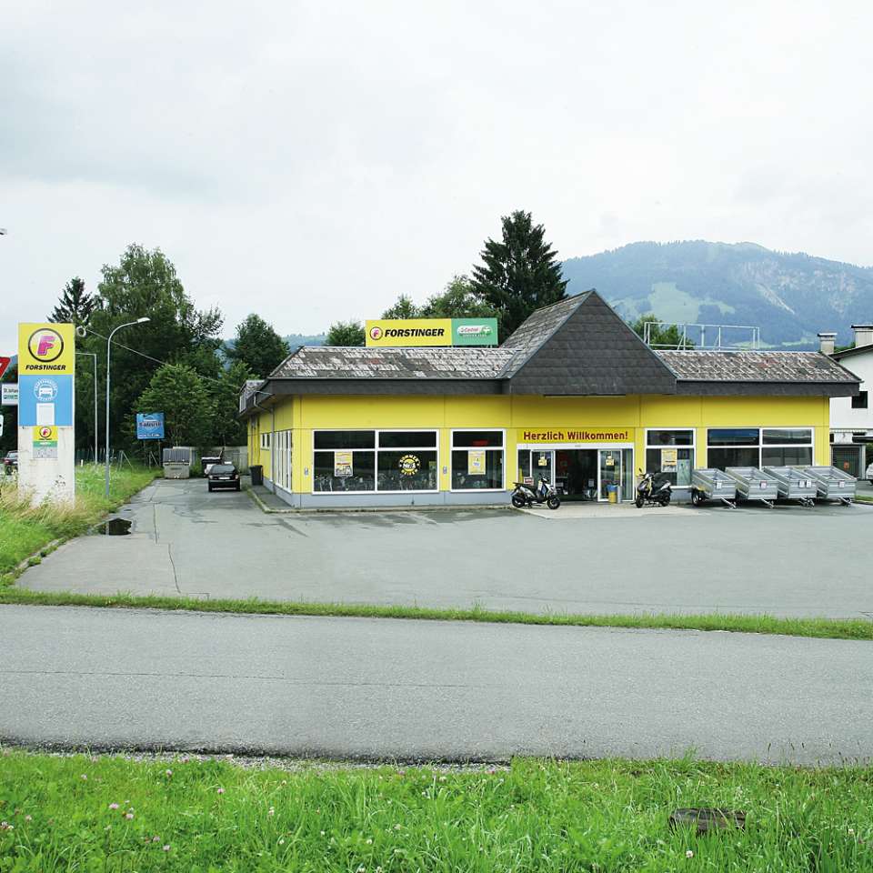 Usage: Commercial,Area: 918m²,Country: Austria