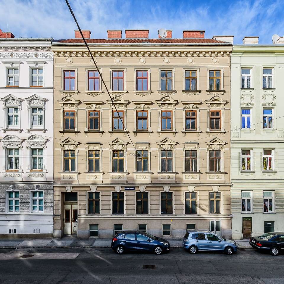 Usage: Residential,Area: 616m²,Country: Austria Usage: Residential,Area: 616m²,Country: Austria