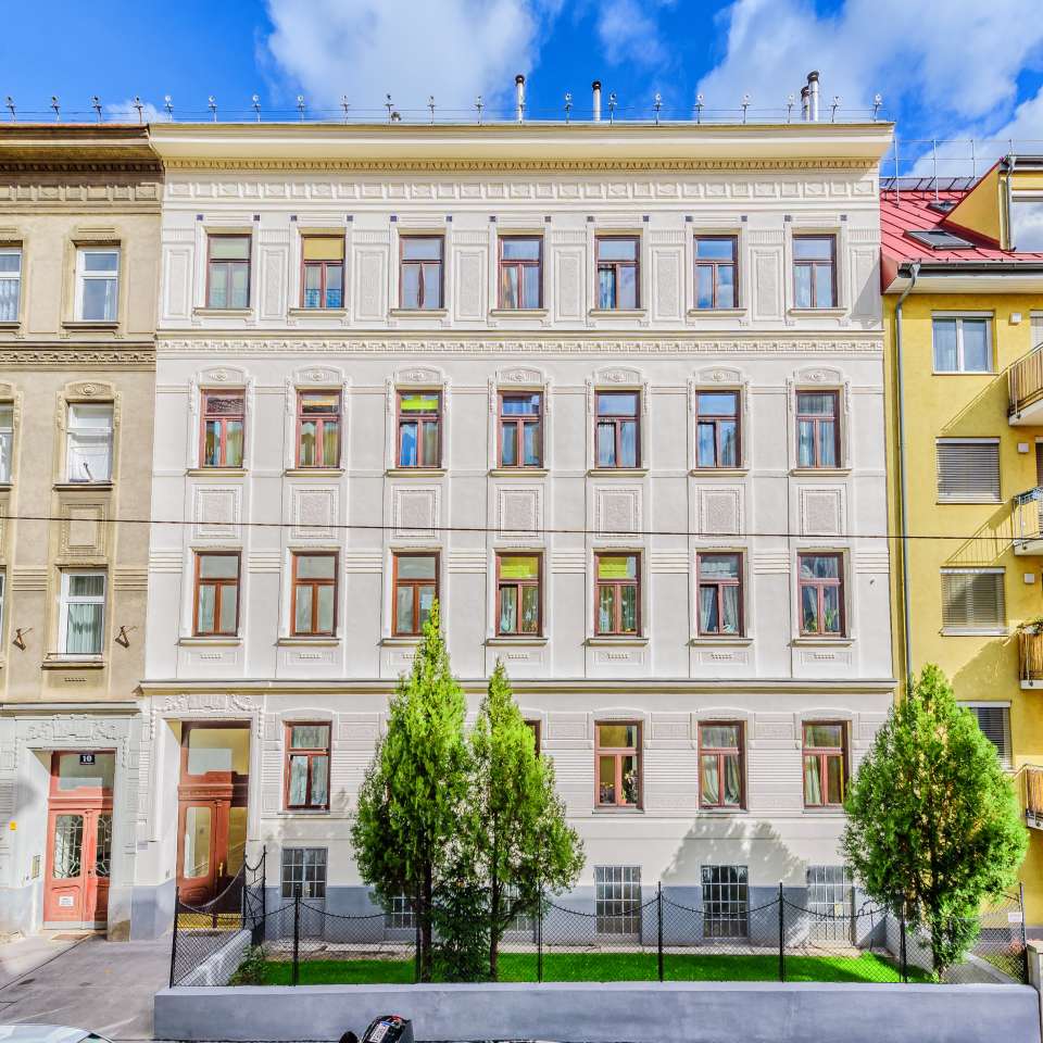 Usage: Residential,Area: 570m²,Country: Austria Usage: Residential,Area: 570m²,Country: Austria