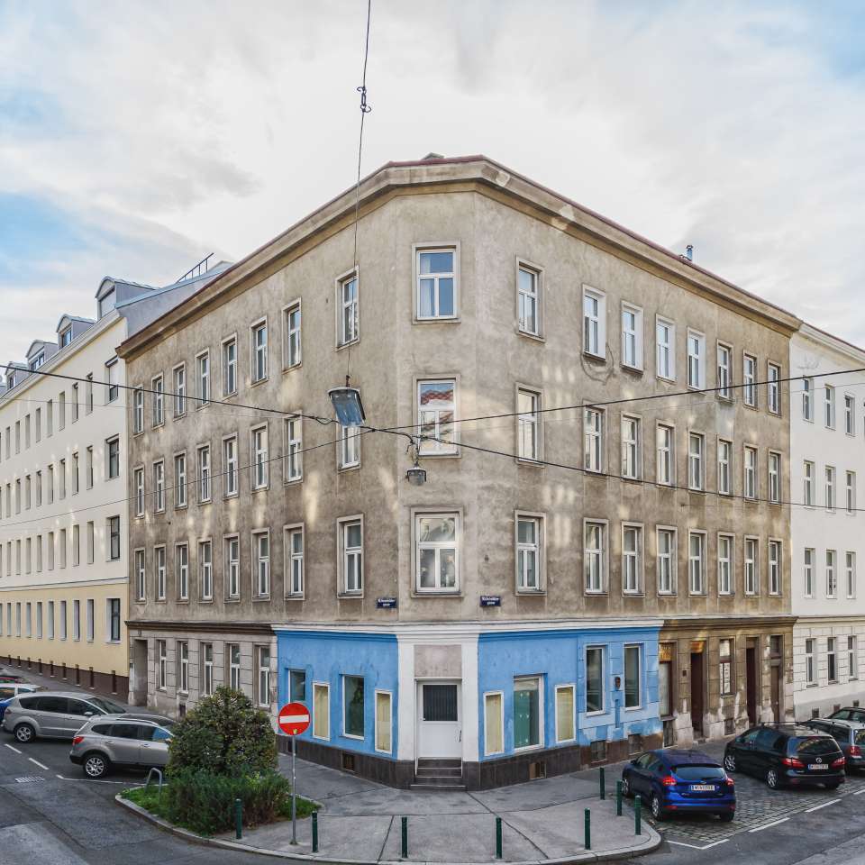 Usage: Residential,Area: 867m²,Country: Austria Usage: Residential,Area: 867m²,Country: Austria