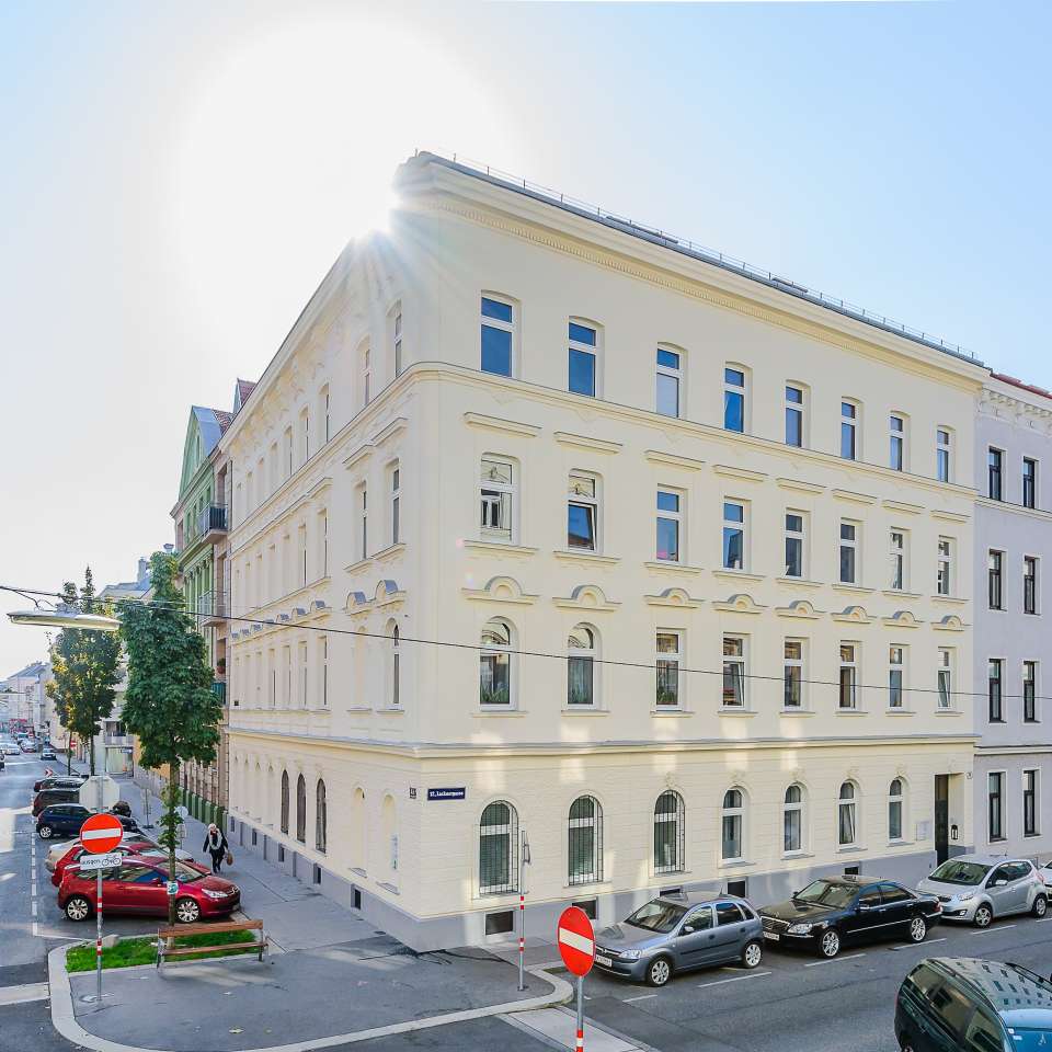 Usage: Residential,Area: 969m²,Country: Austria Usage: Residential,Area: 969m²,Country: Austria