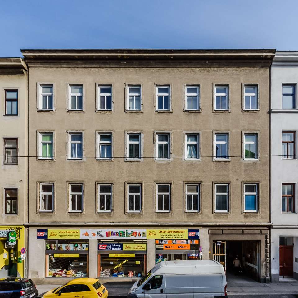 Usage: Residential,Area: 684m²,Country: Austria Usage: Residential,Area: 684m²,Country: Austria