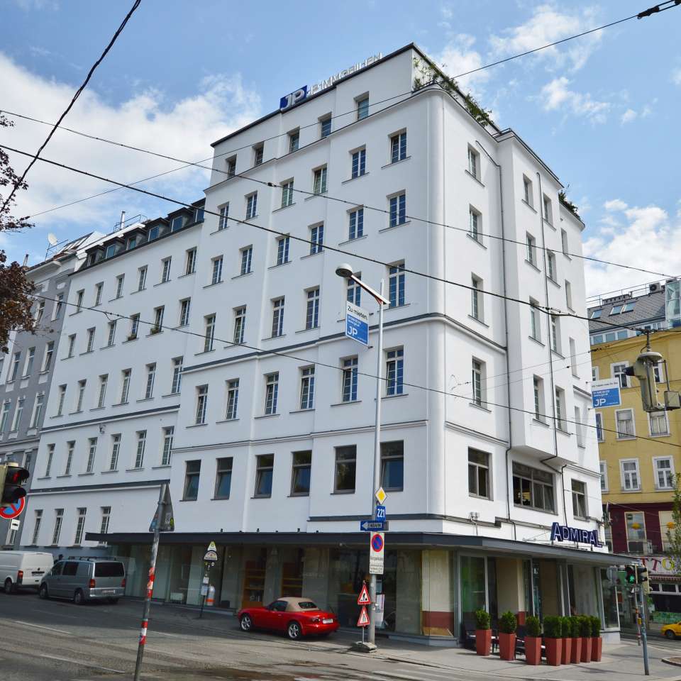 Usage: Residential,Area: 2252m²,Country: Austria Usage: Residential,Area: 2252m²,Country: Austria