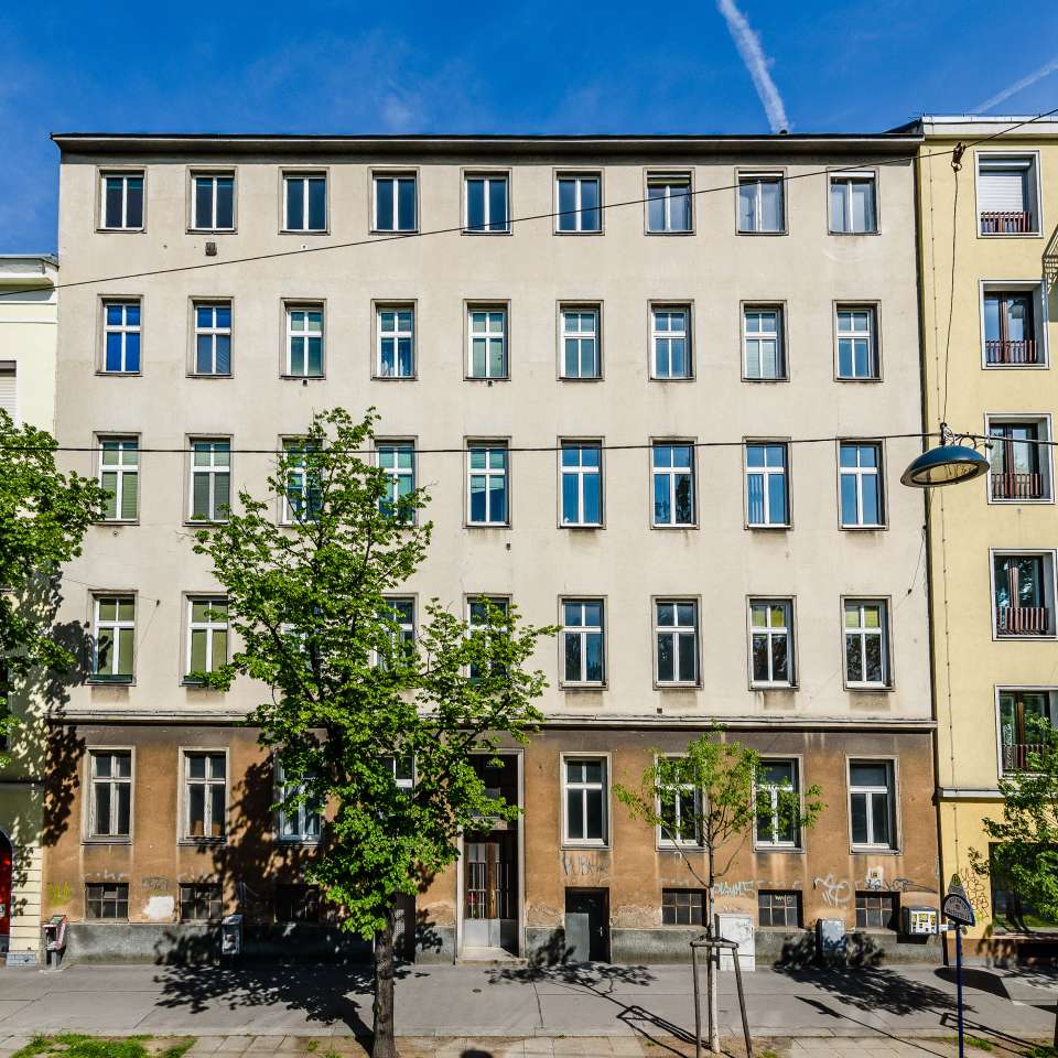 Usage: Residential,Area: 999m²,Country: Austria Usage: Residential,Area: 999m²,Country: Austria
