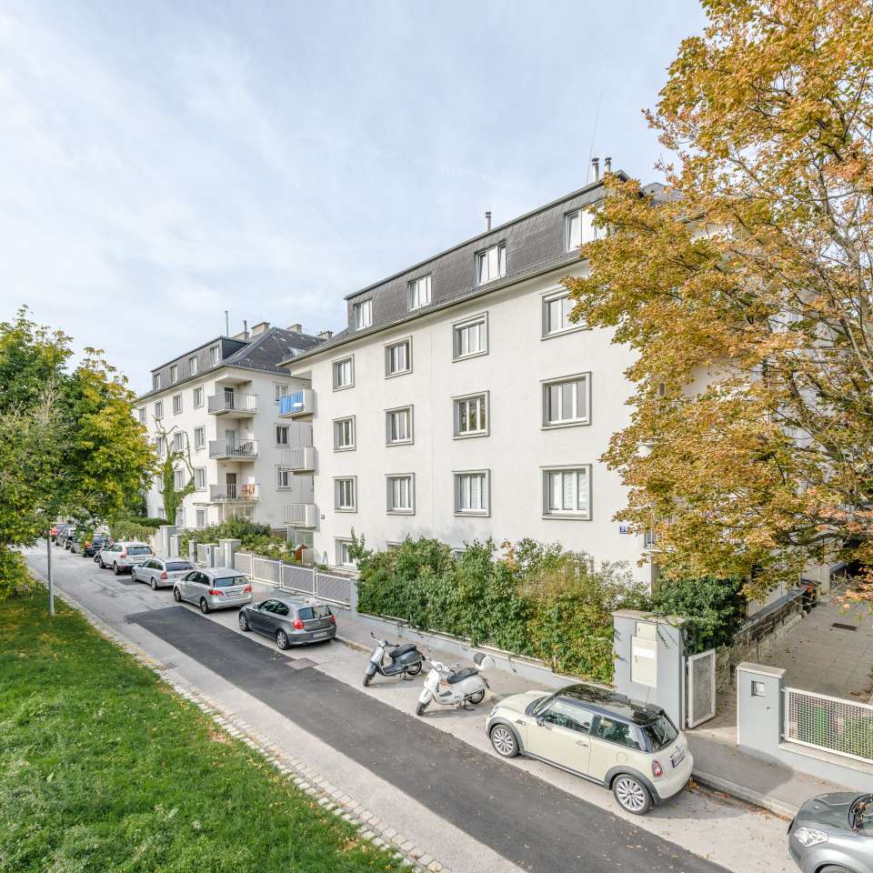 Usage: Residential,Area: 657m²,Country: Austria