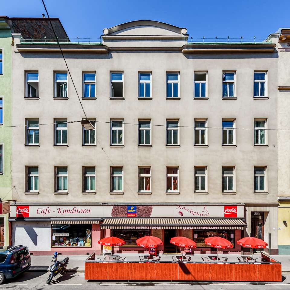 Usage: Residential,Area: 1020m²,Country: Austria Usage: Residential,Area: 1020m²,Country: Austria