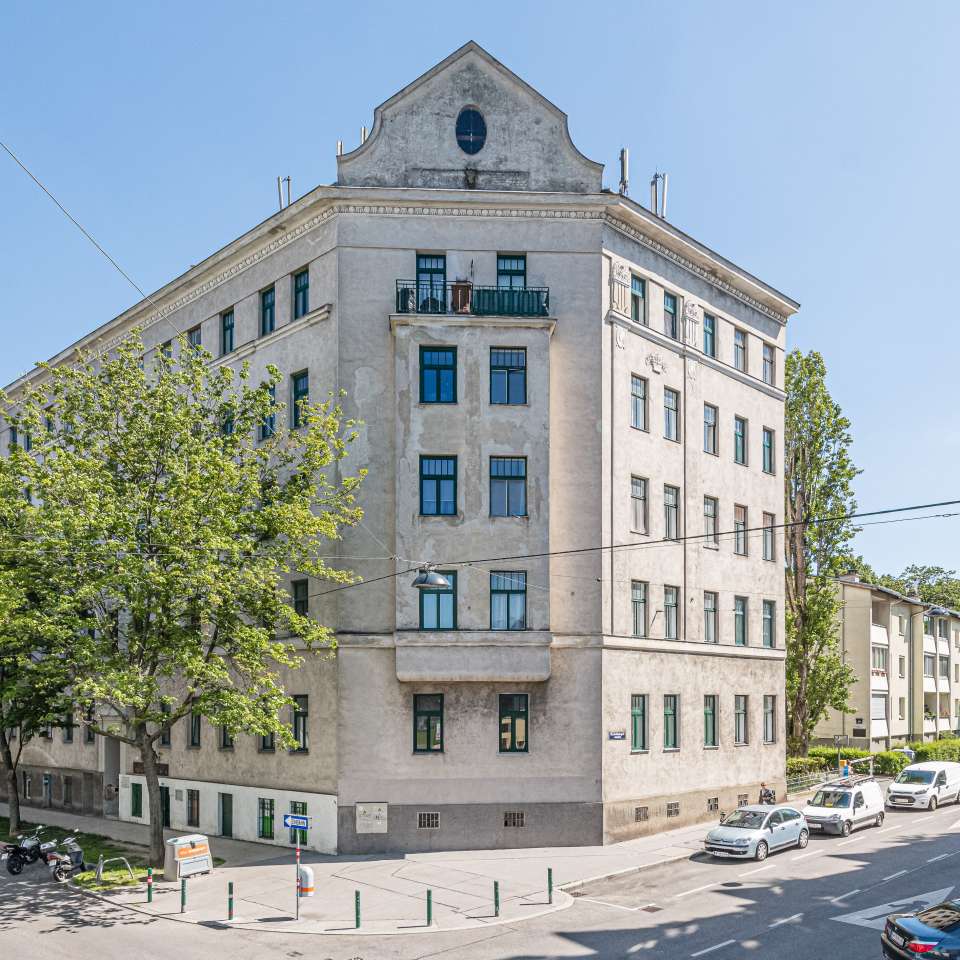 Usage: Residential,Area: 2009m²,Country: Austria Usage: Residential,Area: 2009m²,Country: Austria
