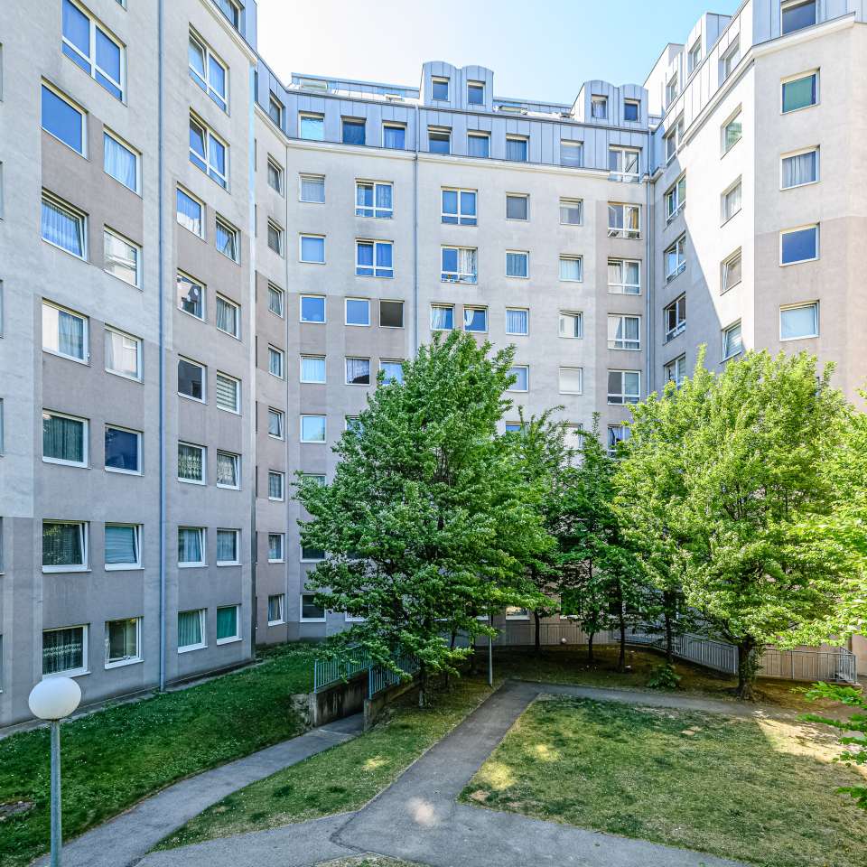 Usage: Residential,Area: 213m²,Country: Austria Usage: Residential,Area: 213m²,Country: Austria