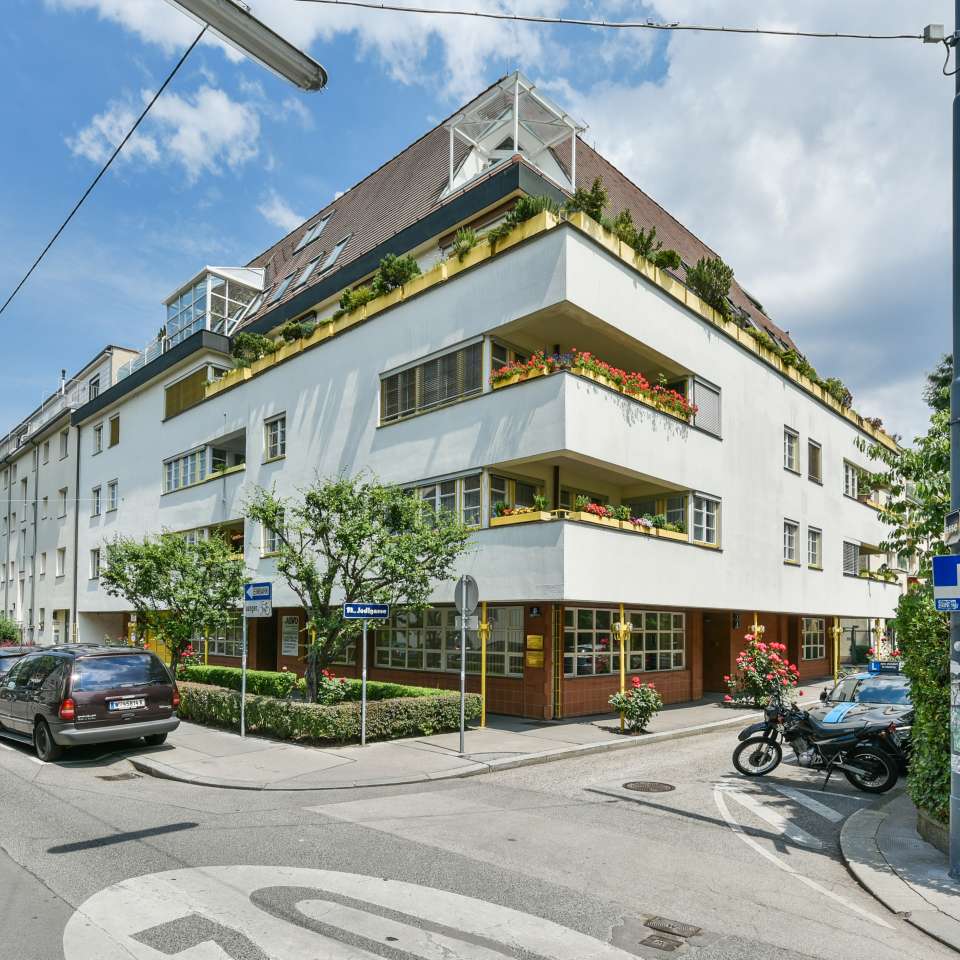 Usage: Residential,Area: 109m²,Country: Austria Usage: Residential,Area: 109m²,Country: Austria
