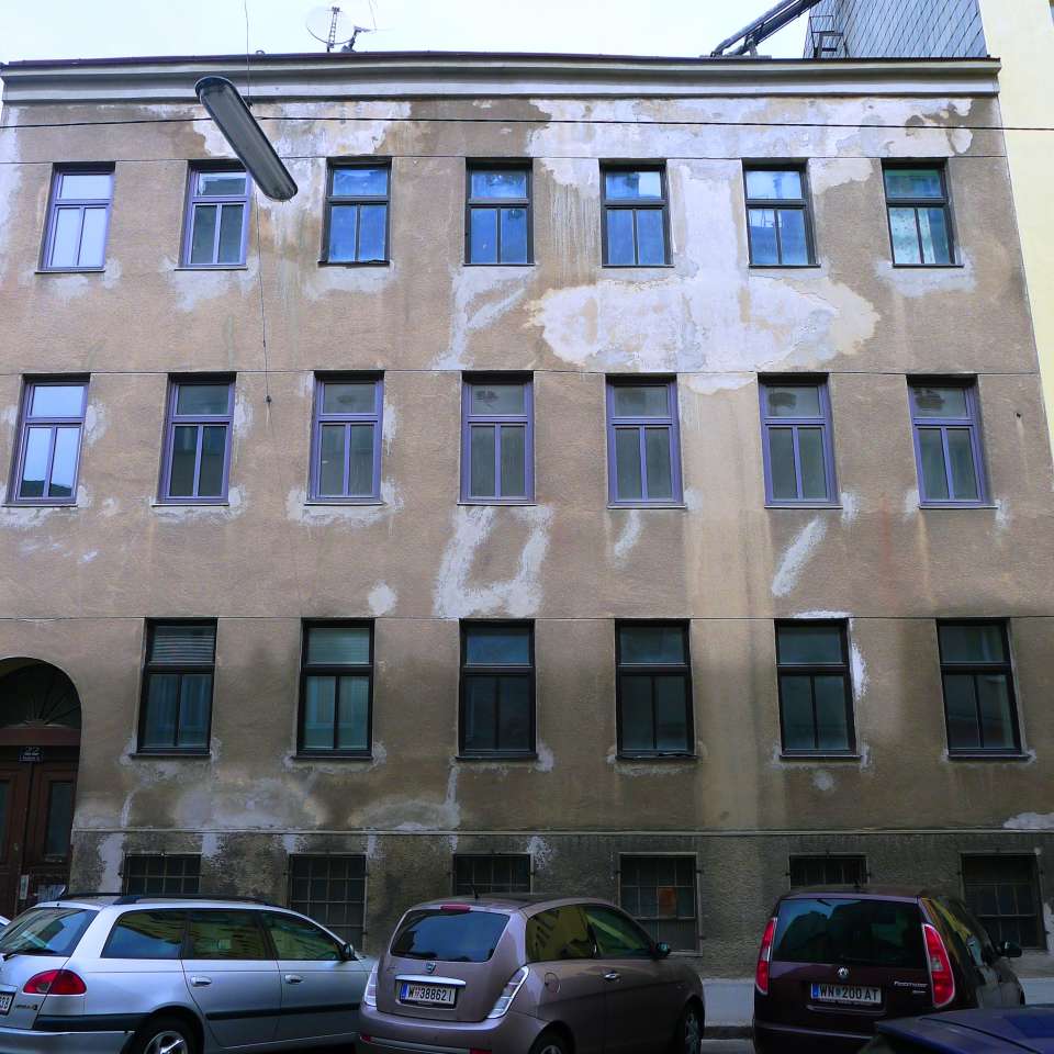 Usage: Residential,Area: 1200m²,Country: Austria Usage: Residential,Area: 1200m²,Country: Austria