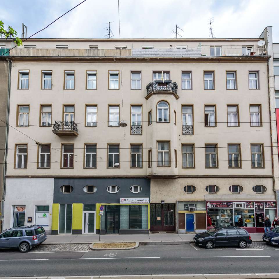 Usage: Residential,Area: 1340m²,Country: Austria Usage: Residential,Area: 1340m²,Country: Austria