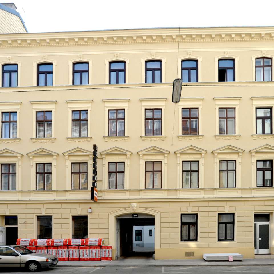 Usage: Residential,Area: 1553m²,Country: Austria Usage: Residential,Area: 1553m²,Country: Austria