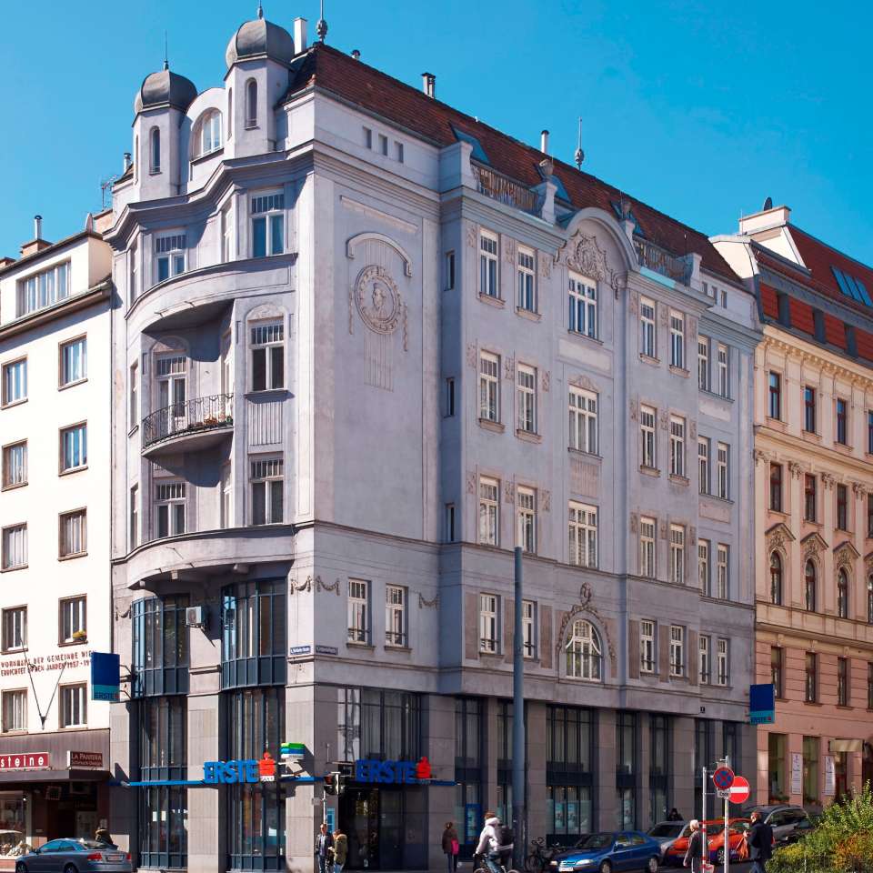 Usage: Residential,Area: 1365m²,Country: Austria Usage: Residential,Area: 1365m²,Country: Austria