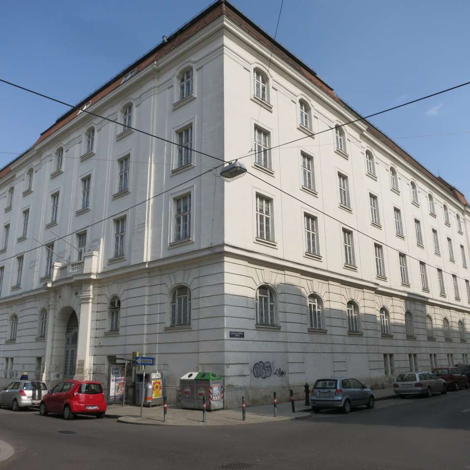 Usage: Residential,Area: 8763m²,Country: Austria Usage: Residential,Area: 8763m²,Country: Austria