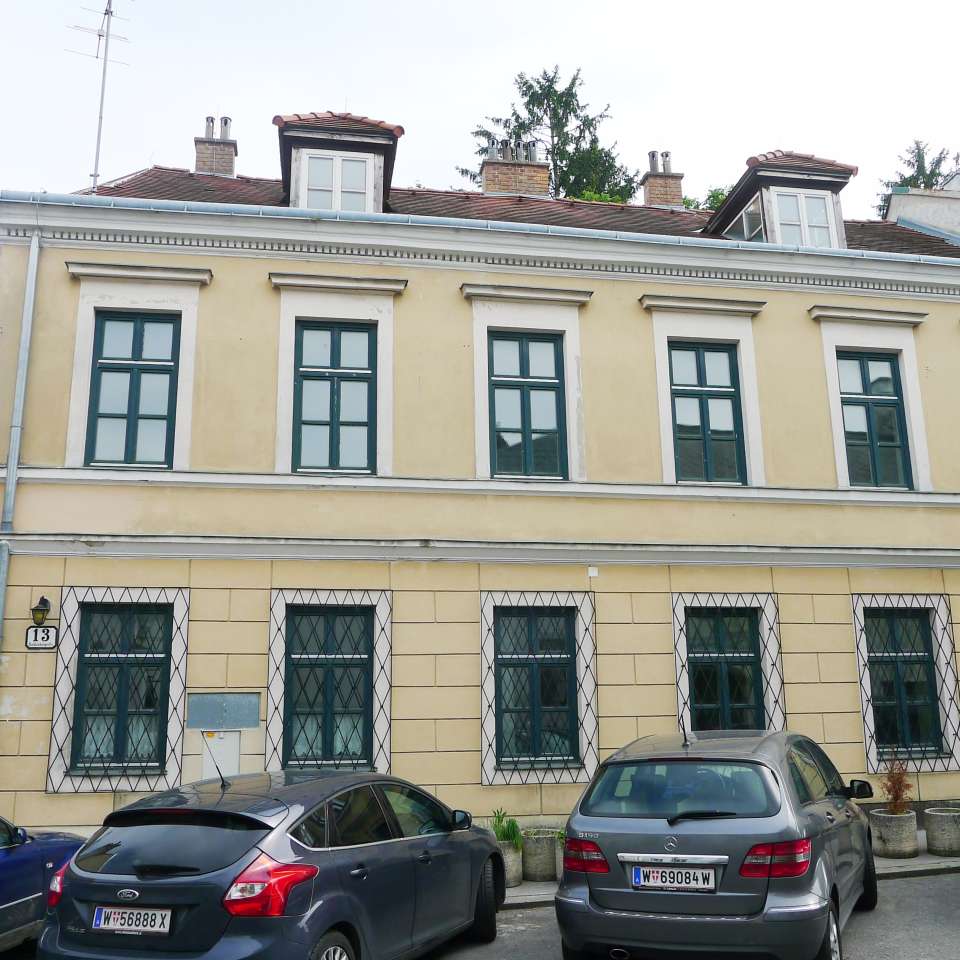 Usage: Residential,Area: 440m²,Country: Austria Usage: Residential,Area: 440m²,Country: Austria