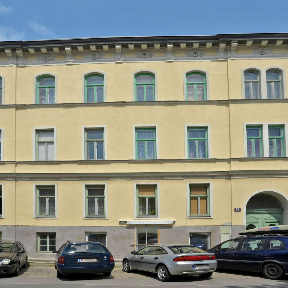 Usage: Residential,Area: 820m²,Country: Austria Usage: Residential,Area: 820m²,Country: Austria